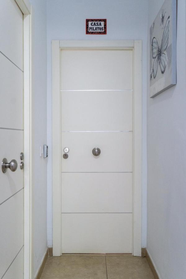 Invecar Holding Apartment Seville Exterior photo