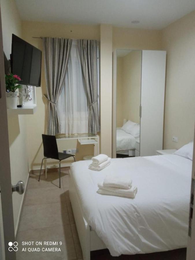 Invecar Holding Apartment Seville Exterior photo